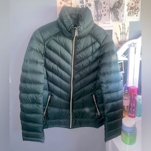michael korsnpuffer green jacket